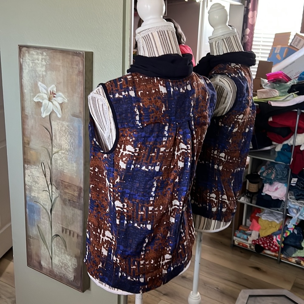 🔥Tory Burch, sleeveless blouse, bow at neck, size 4 - Picture 7 of 8